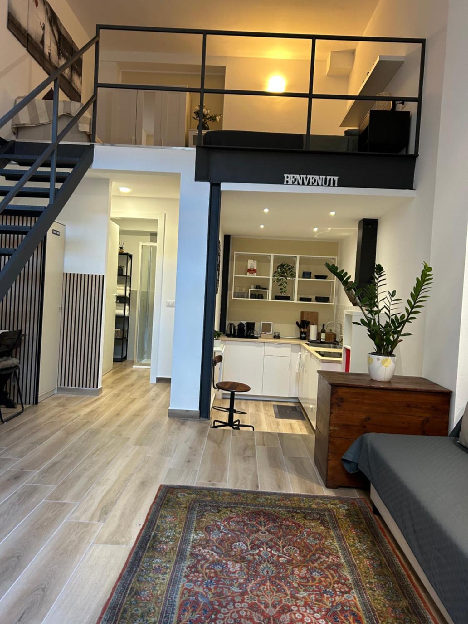 Moderno E Confortevole Loft Tra Navigli E Bocconi 밀라노 외부 사진